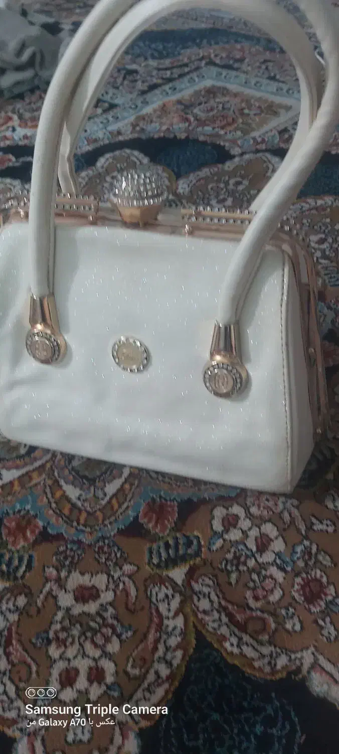 کیف|کیف، کفش، کمربند|بروجرد, |دیوار