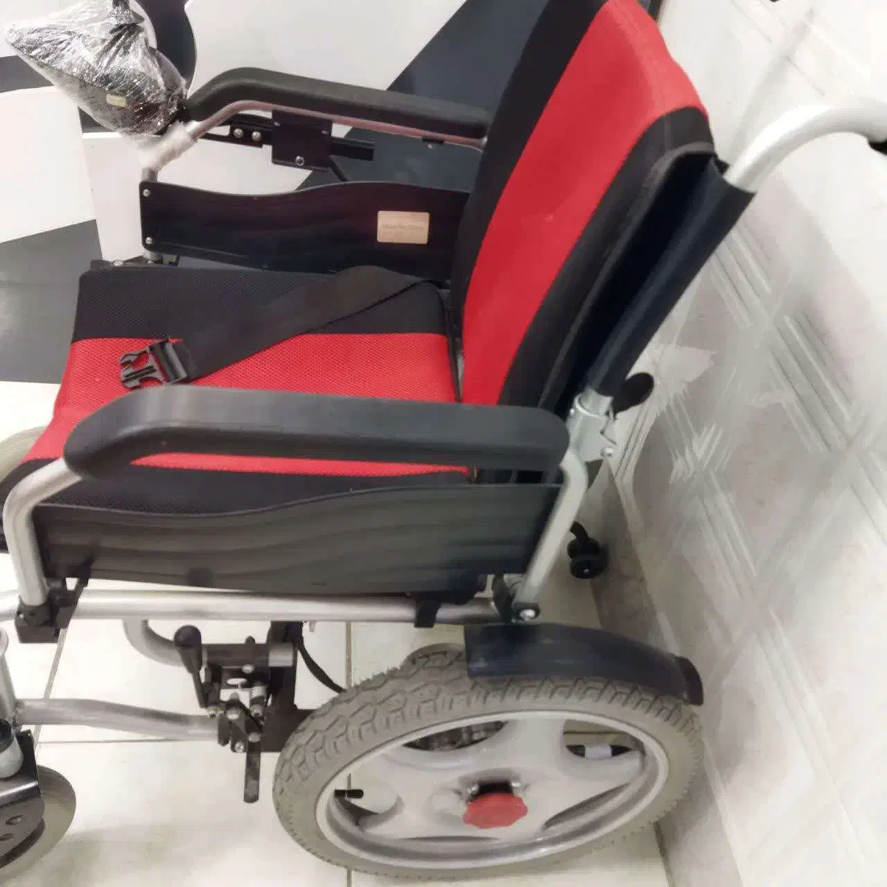 ویلچر برقی|آرایشی، بهداشتی، درمانی|خمینیشهر, |دیوار