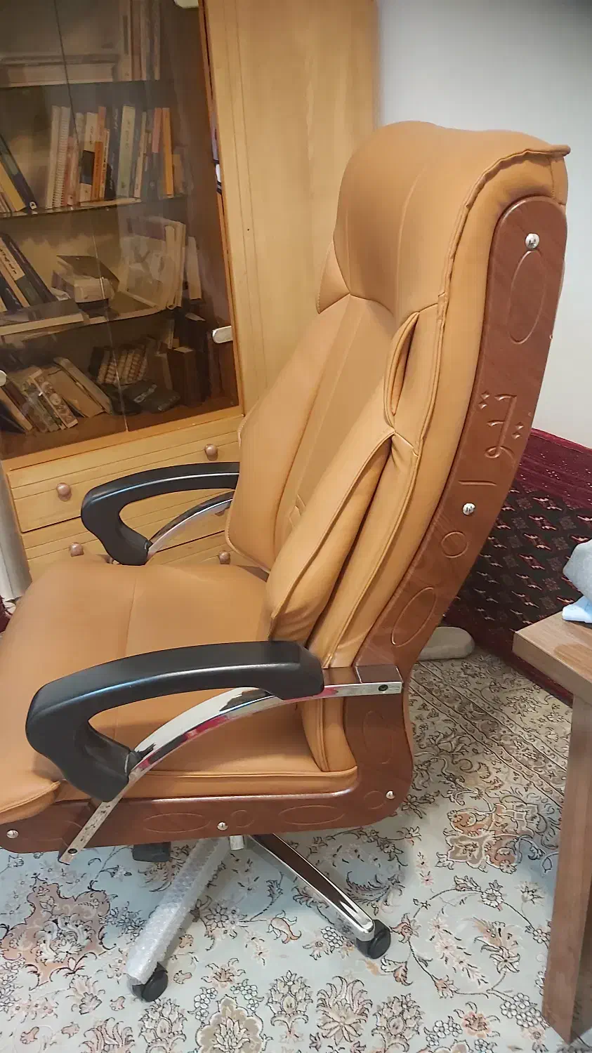 صندلی مدیریتی تیوا|دفتر کار|بیرجند, |دیوار