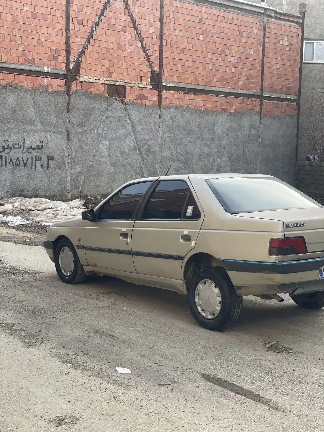 پژو ۴۰۵ مدل 84|خودرو سواری و وانت|مریوان, |دیوار