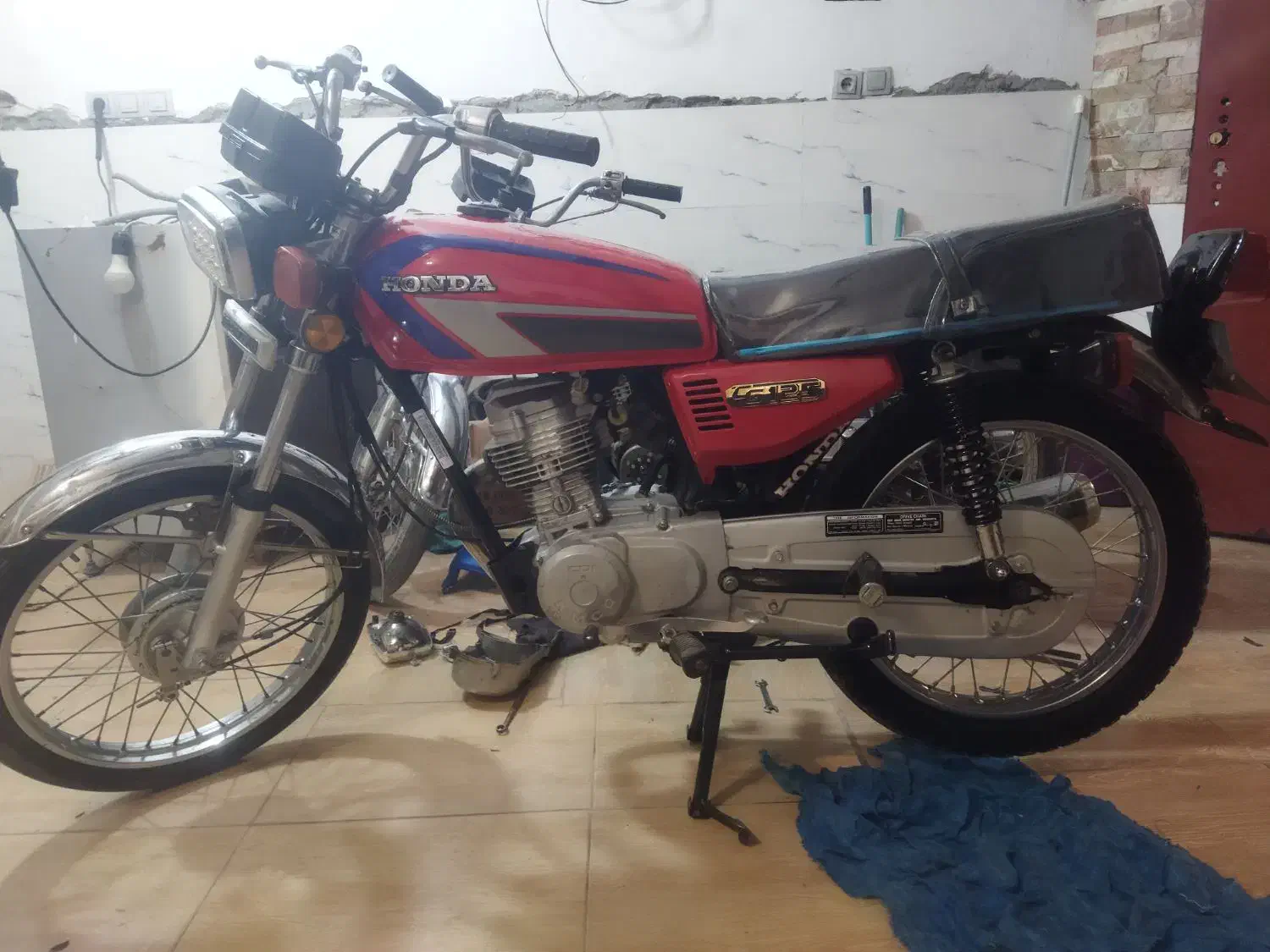 موتور مدل ۸۴ فابریک|موتورسیکلت|جهرم, |دیوار