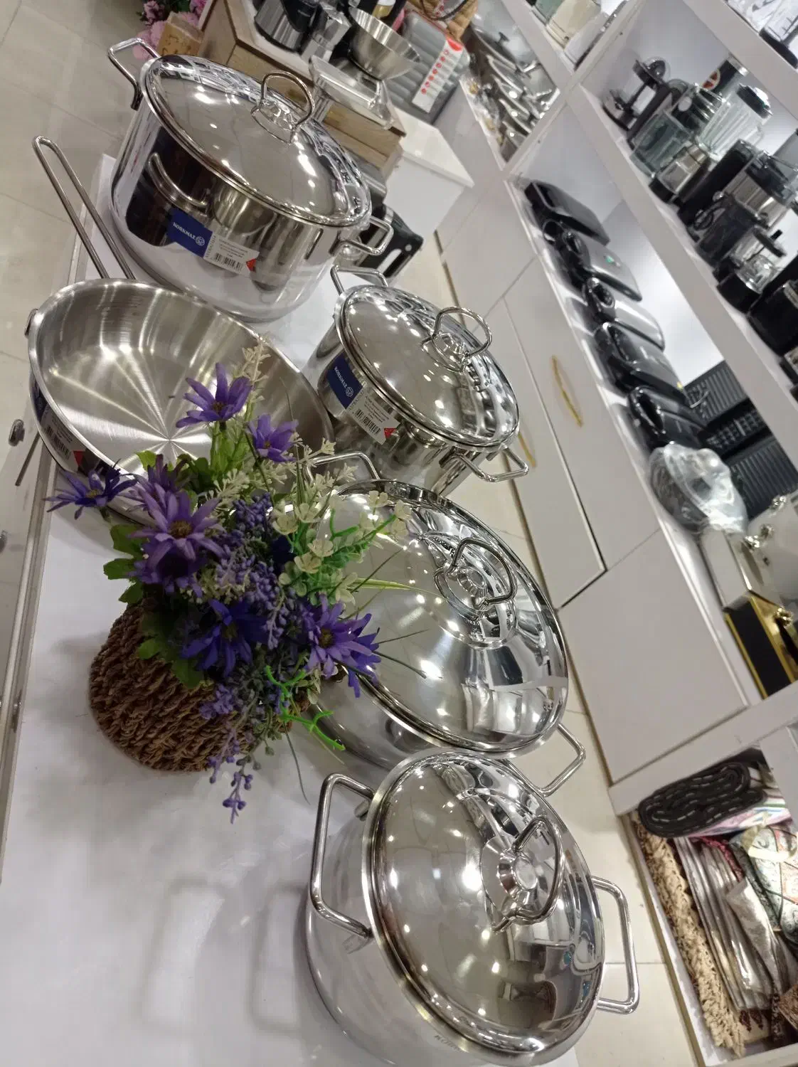 قابلمه کرکمازاصلی|ظروف پخت‌وپز|اهواز, کمپلو شمالی|دیوار