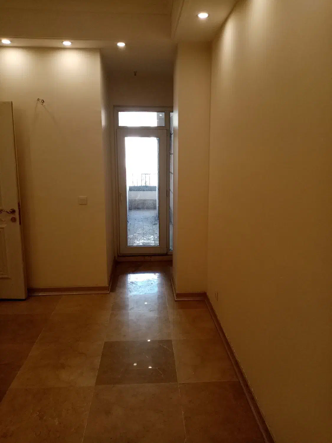 شریعتی سه راه طالقانی 150 متر 3 خواب 2 پارکینگ