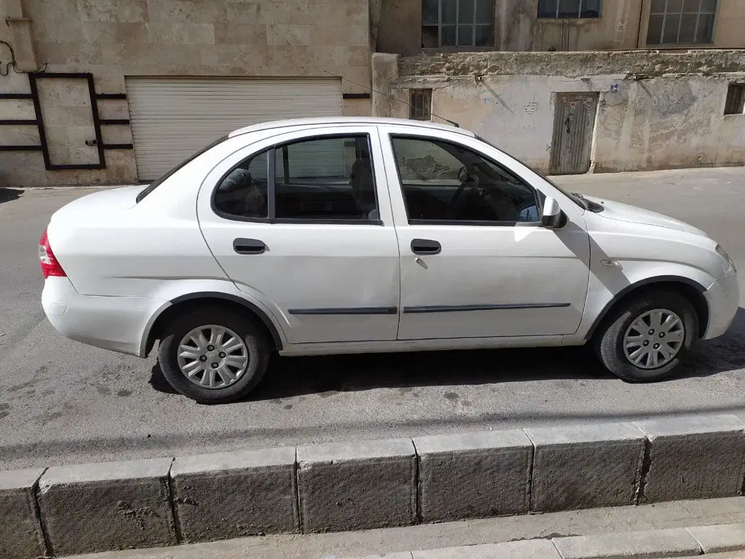 تیبا مدل 98|خودرو سواری و وانت|تهران, نازی‌آباد|دیوار