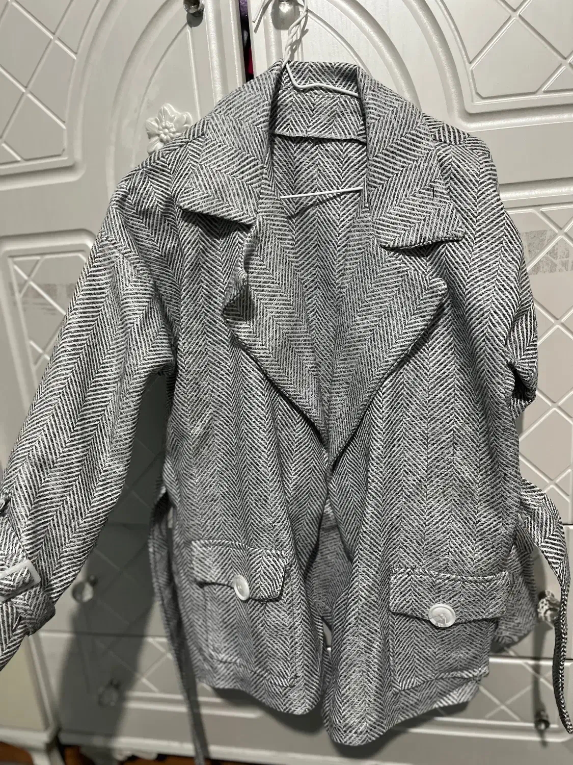 پالتو سوییشرت|لباس|کرج, بنیاد|دیوار