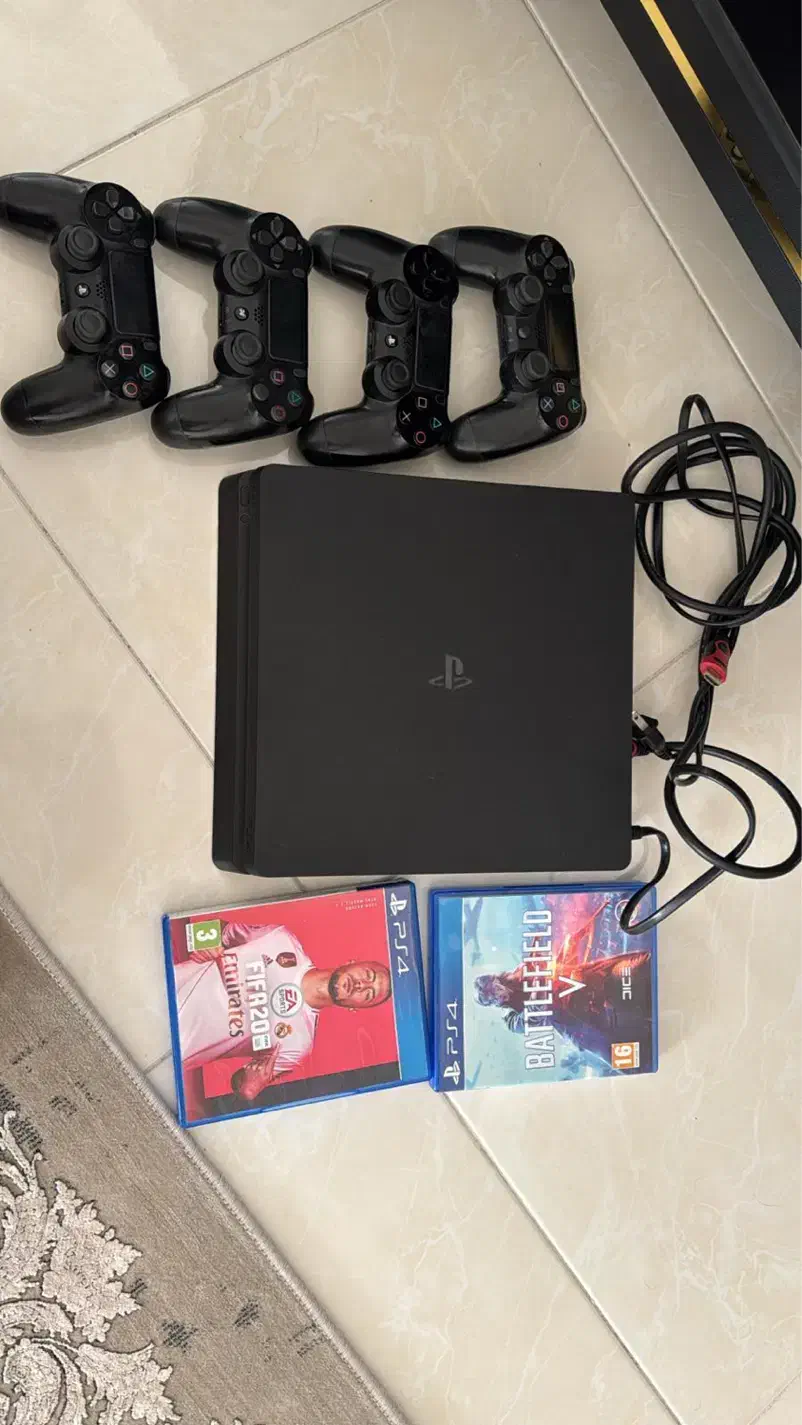 ps4 slim 1TB|کنسول، بازی ویدئویی و آنلاین|بروجرد, |دیوار