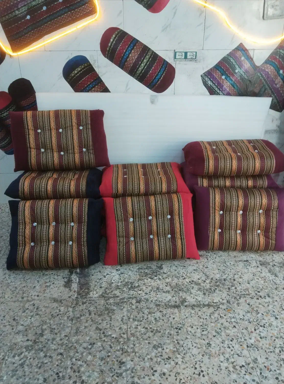 تولید پشتی بالش وایین|پشتی|شهریار, شهرک وائین|دیوار