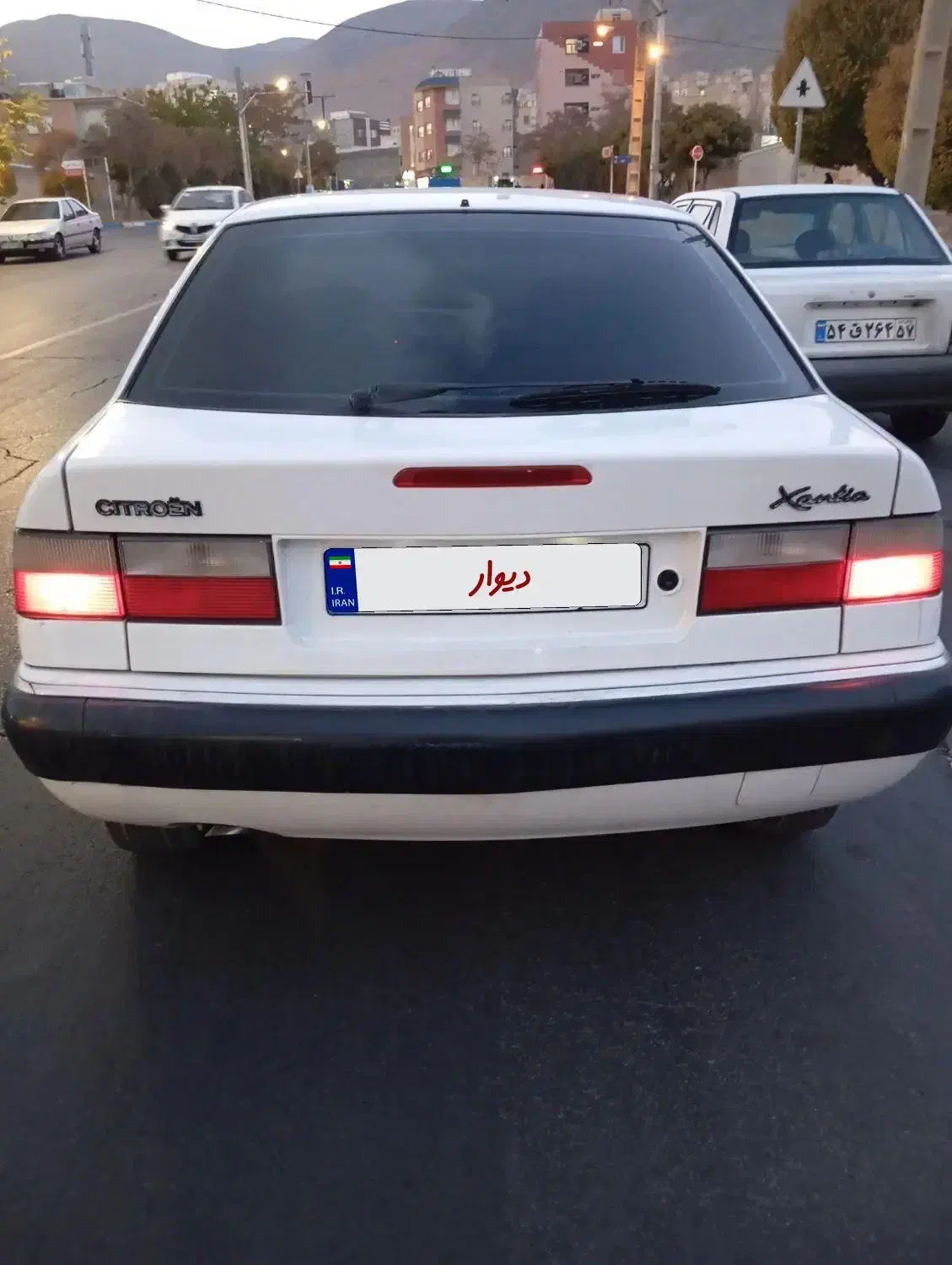 زانتیا سفید در حد خشک 180تا کار|خودرو سواری و وانت|مهاجران, |دیوار