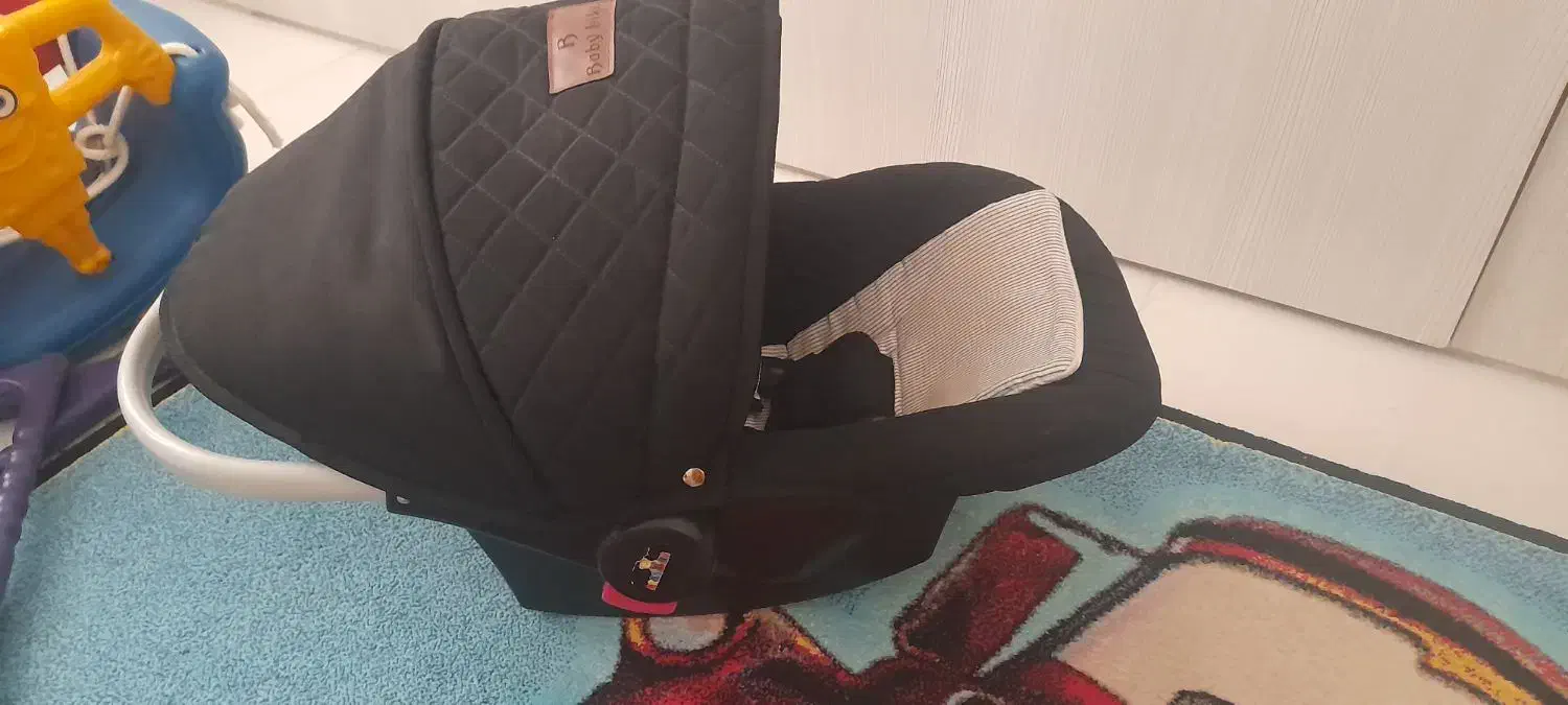 کریر نو|کالسکه و لوازم جانبی|هشتگرد, شهرک بعثت|دیوار