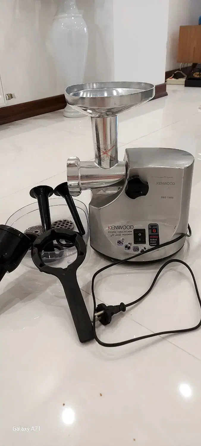 چرخ گوشت|خردکن، آسیاب، غذاساز|لاهیجان, فیاض|دیوار