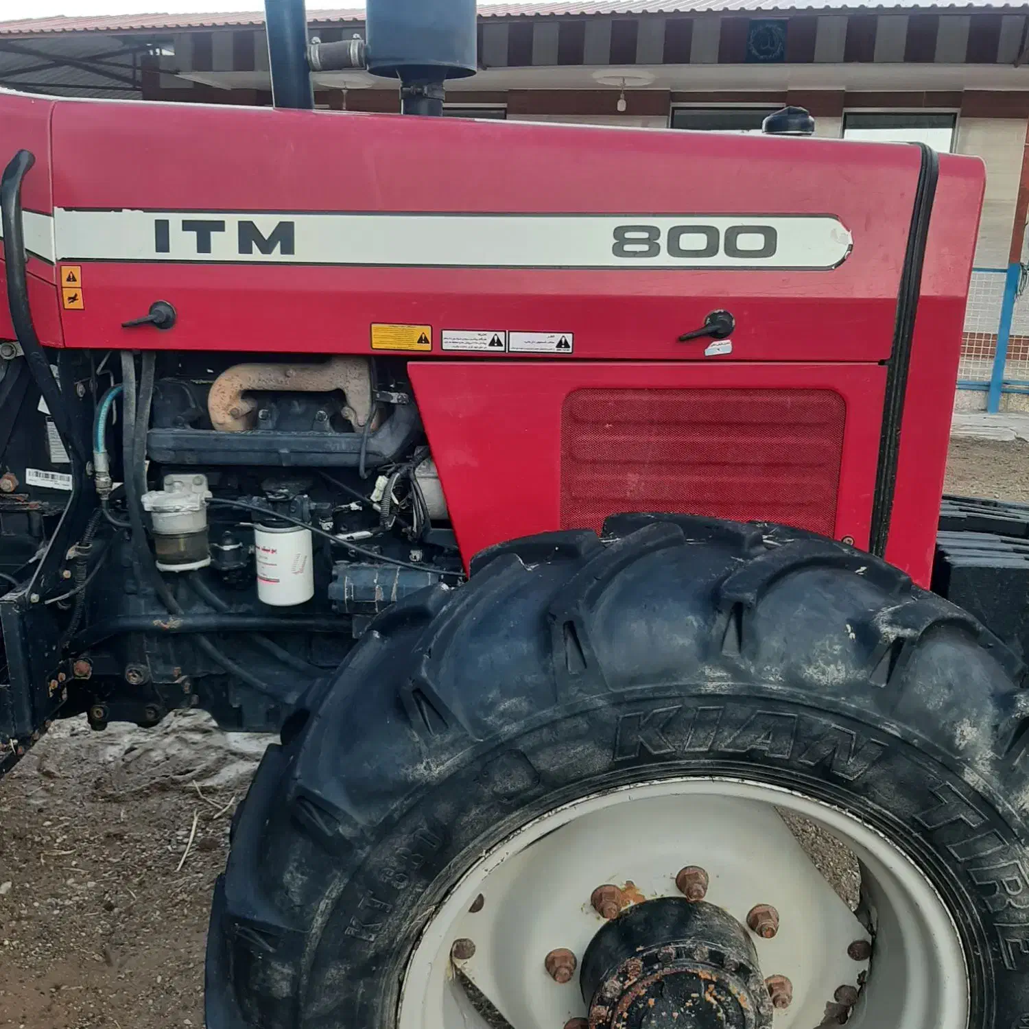 تراکتور 800 مدل 98|خودرو سنگین|زنجانرود, |دیوار