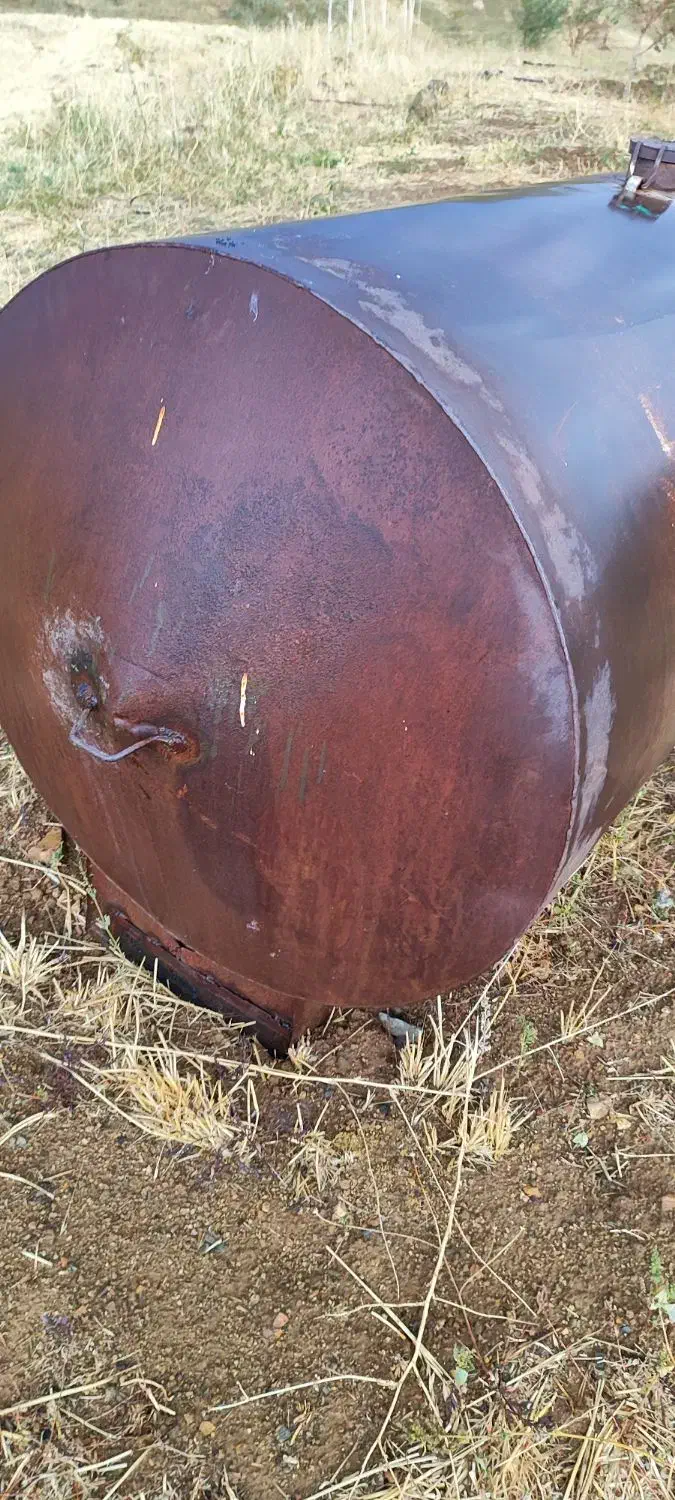 تانکر 1000 لیتری|مصالح و تجهیزات ساختمان|اشنویه, |دیوار