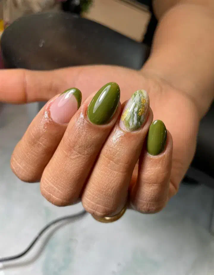 کاشت تخصصی و تضمینی ناخن رایگان|خدمات آرایشگری و زیبایی|مشهد, ولیعصر (شهرک غرب)|دیوار