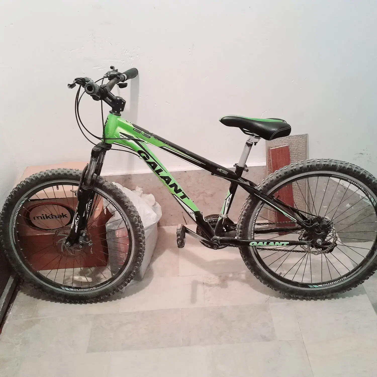 دوچرخه ۲۶ تنه کوتاه گالانت|دوچرخه، اسکیت، اسکوتر|سمیرم, |دیوار