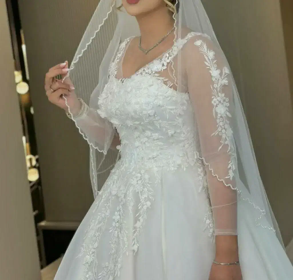 فروش لباس عروس تا سایز ۴۲ خشکشویی رفته آماده تحویل|لباس|بندر انزلی, کارآموزی|دیوار