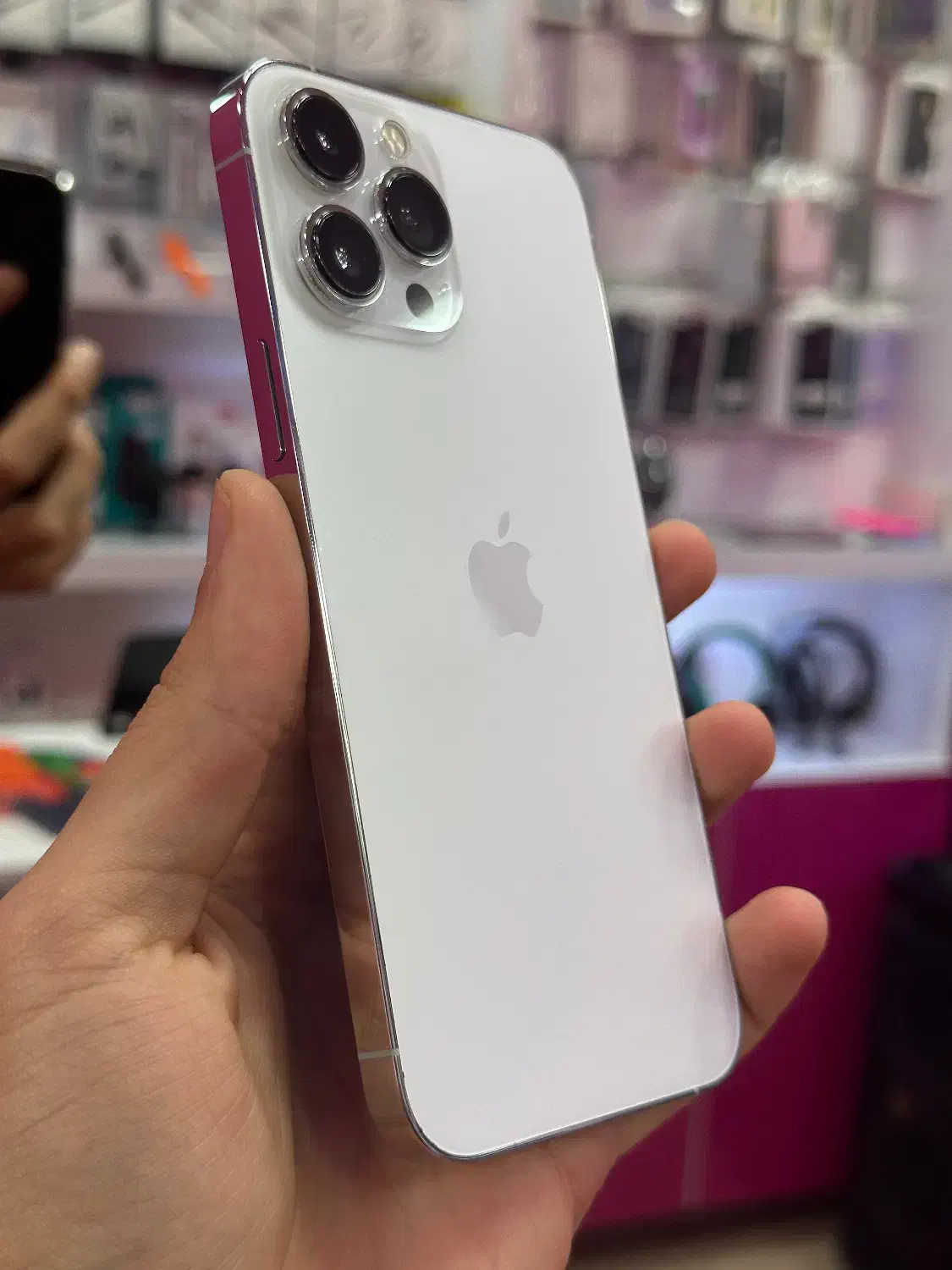 فروش نقد و اقساط ۱۳ پرومکس سفید ۲۵۶ گیگ za بی نقطه|موبایل|رشت, فلسطین|دیوار