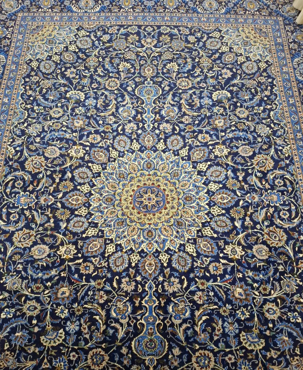 یک جفت فرش دست بافت ۱۲متری .رنگ سورمه ای خوش نقشه|فرش|قزوین, |دیوار