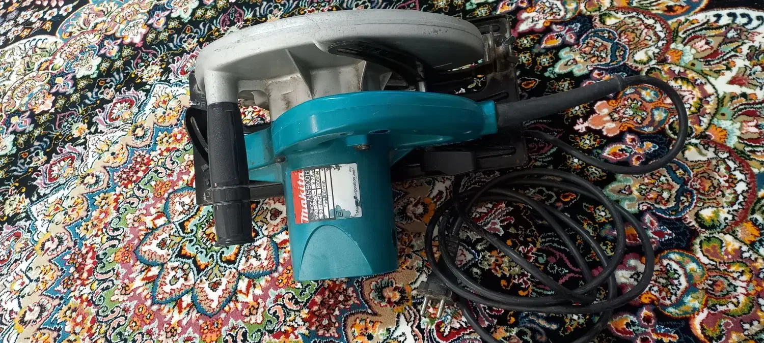 اره دیسکی ماکیتا|ابزارآلات|هشتگرد, هشتگرد قدیم|دیوار