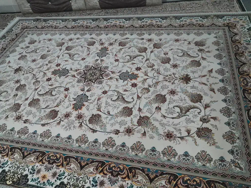 قالی نه متری نو . دستباف گونه هفتصد شانه|فرش|فولادشهر, B7|دیوار
