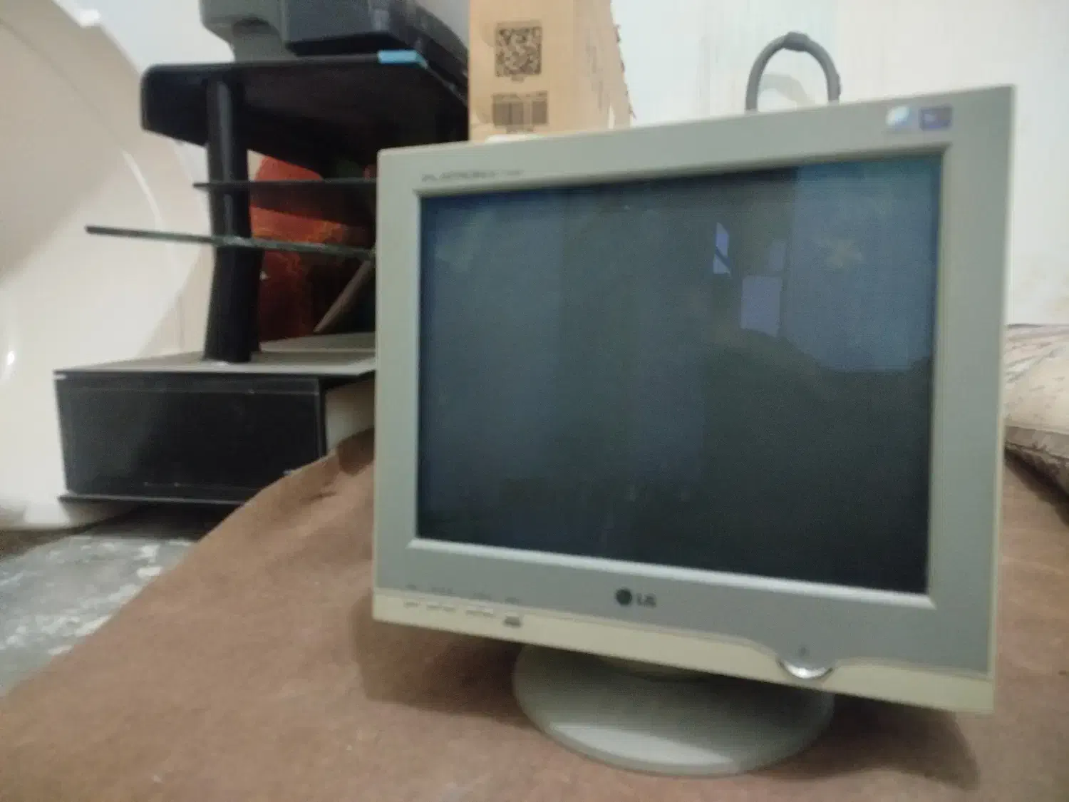 فروش مانیتور کامپیوتر و امپلی فایر به همراه باند|قطعات و لوازم جانبی رایانه|رامهرمز, |دیوار