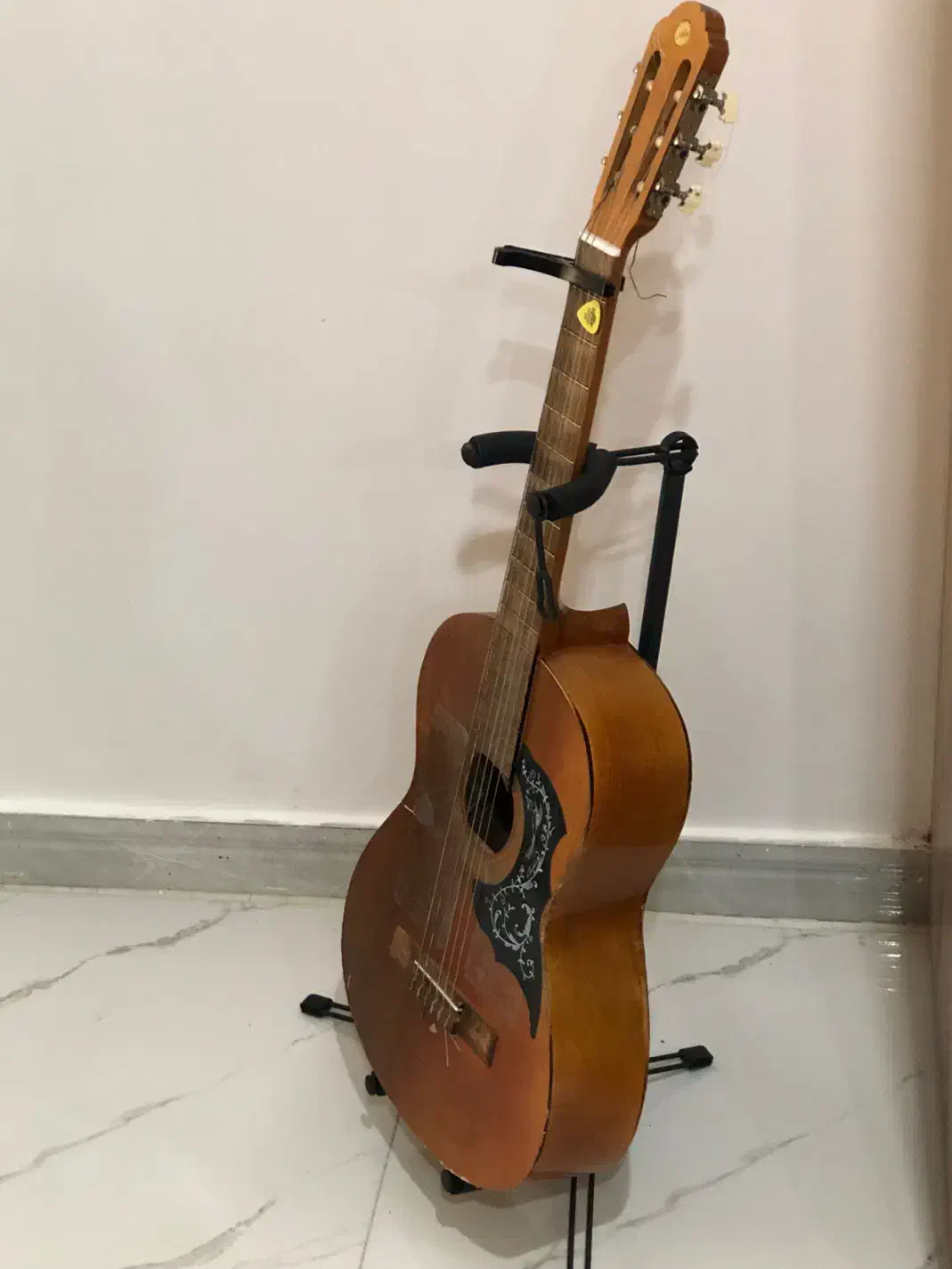 گیتار MAT|گیتار، بیس، امپلیفایر|ایذه, |دیوار