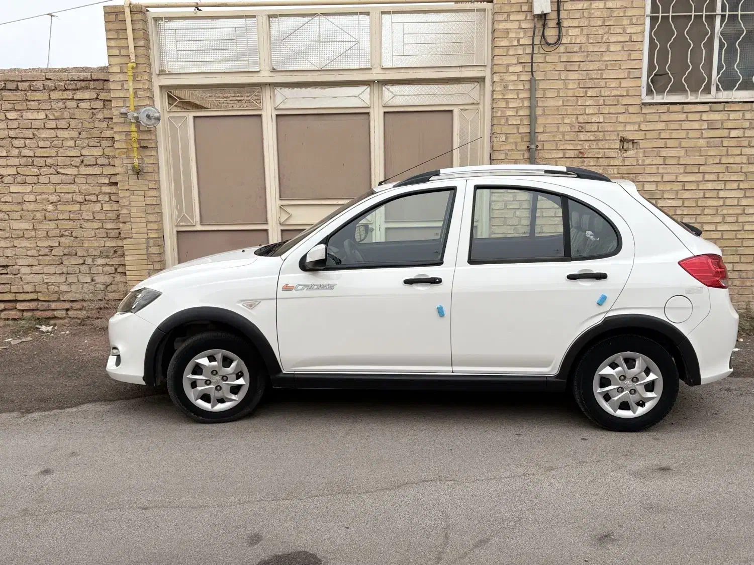 کوییک ۴۰۲ سفارشی تمییز|خودرو سواری و وانت|ابرکوه, |دیوار