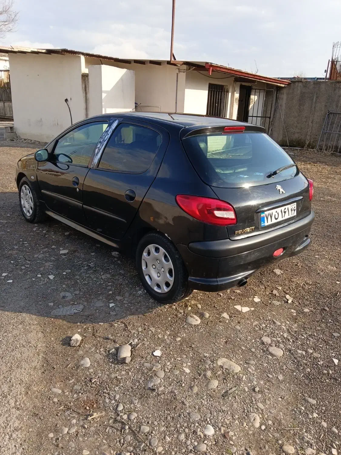 206درجه یک|خودرو سواری و وانت|رشت, کوی طالقانی|دیوار