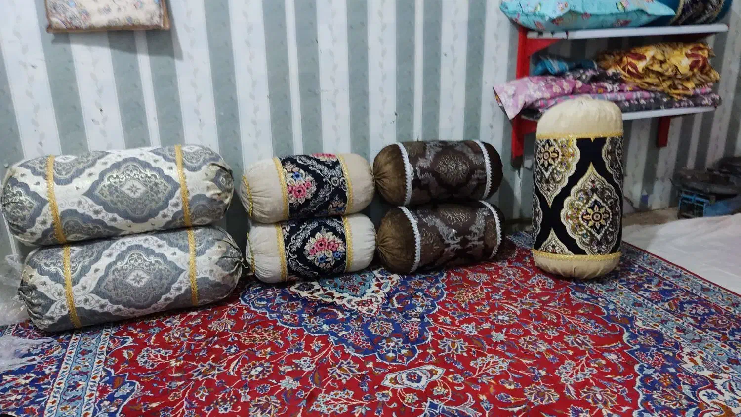 تشک دوری مدرن|رختخواب، بالش، پتو|آزادشهر, |دیوار