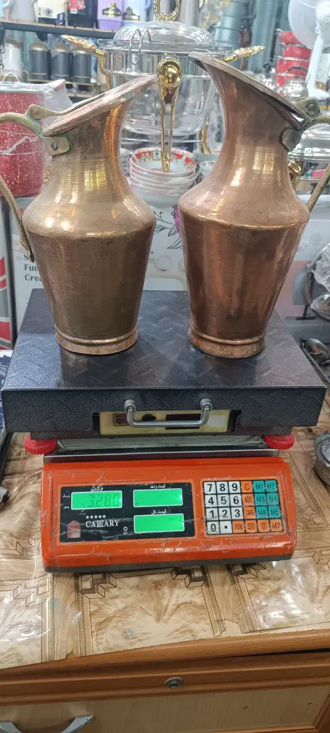 پارچ مسی|کلکسیون اشیاء عتیقه|مرند, |دیوار