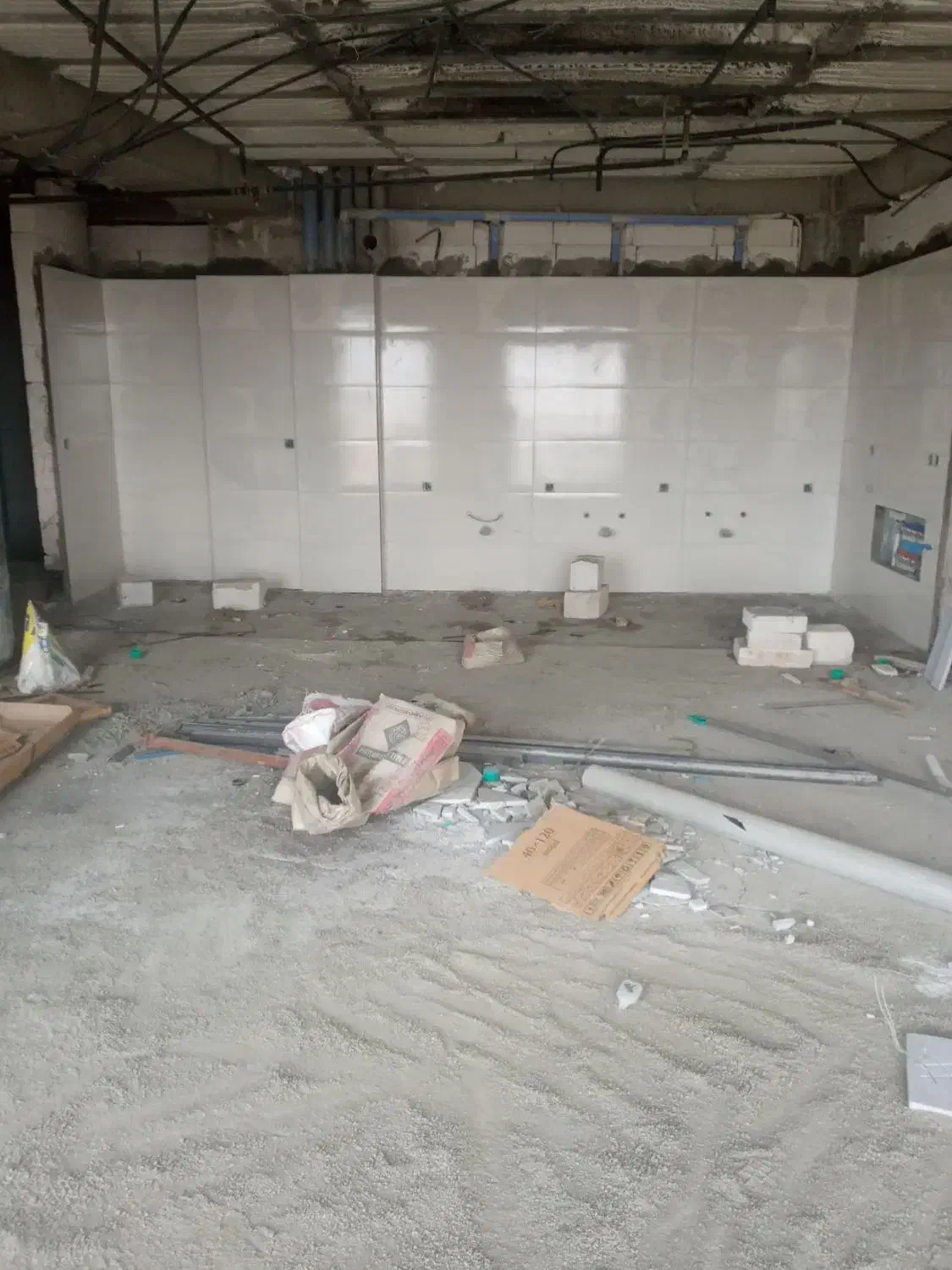 کاشی کاری وسرامیک|خدمات پیشه و مهارت|لالجین, |دیوار