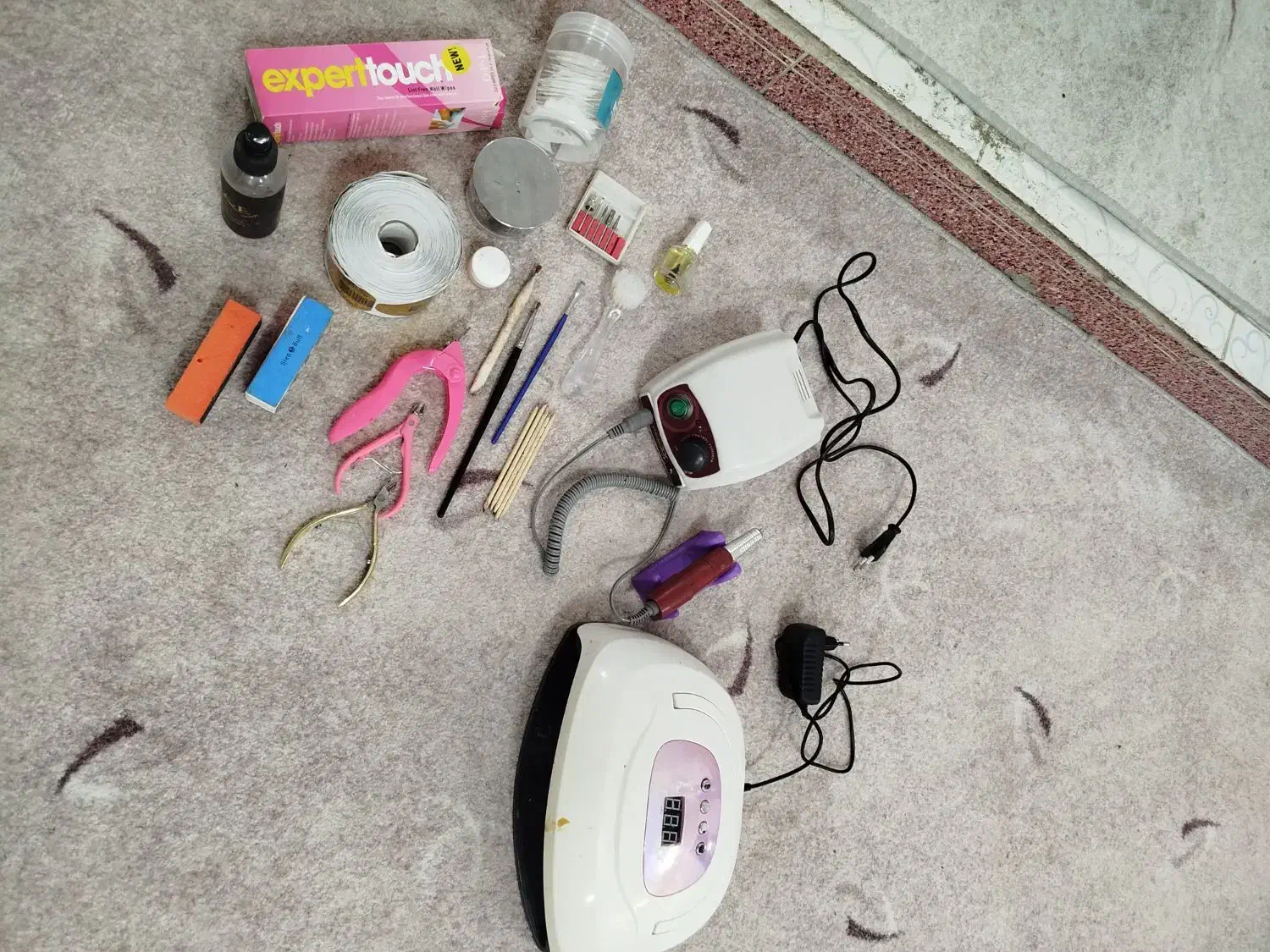 دستگاه کاشت ناخن|آرایشی، بهداشتی، درمانی|ایلام, |دیوار