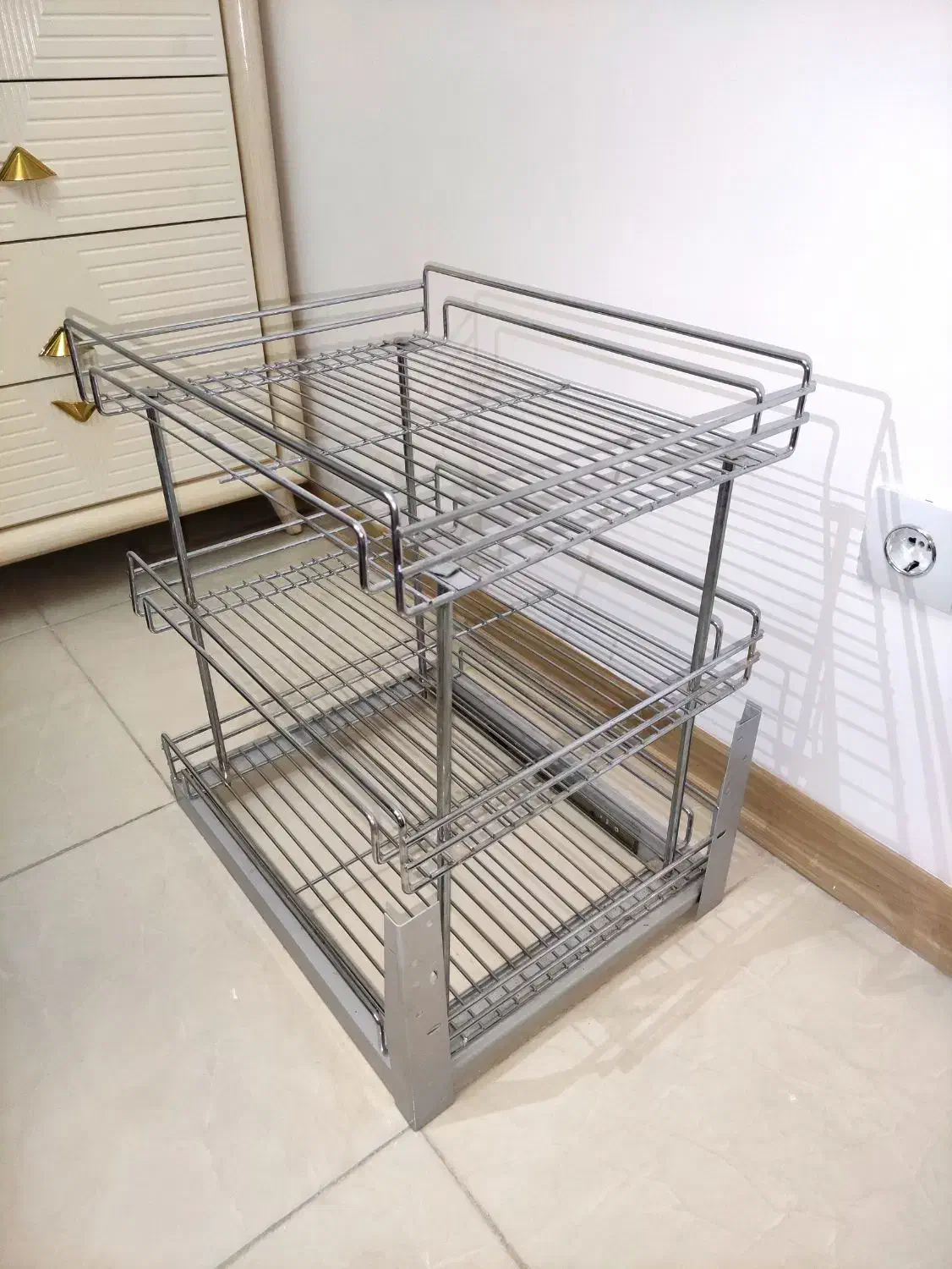 دوعدد سوپری کابینتی سالم و تمیز|مصالح و تجهیزات ساختمان|شیراز, باغ تخت|دیوار