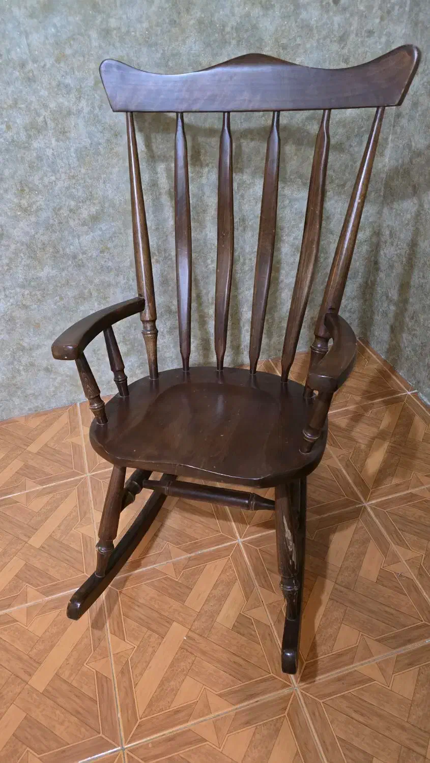 صندلی راکی|صندلی و نیمکت|کرج, ساسانی (قلمستان)|دیوار