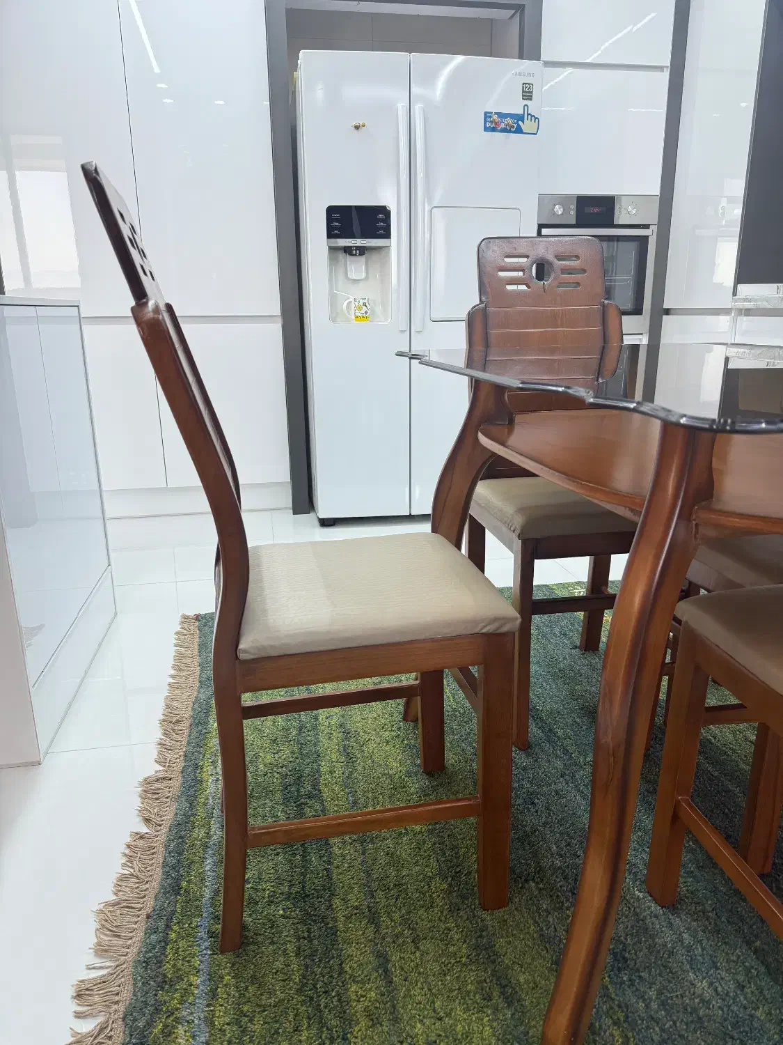 فروش میز و صندلی صبحانه خوری چوبی ۴نفره|میز و صندلی غذاخوری|شاهین‌شهر, سعدی جنوبی|دیوار