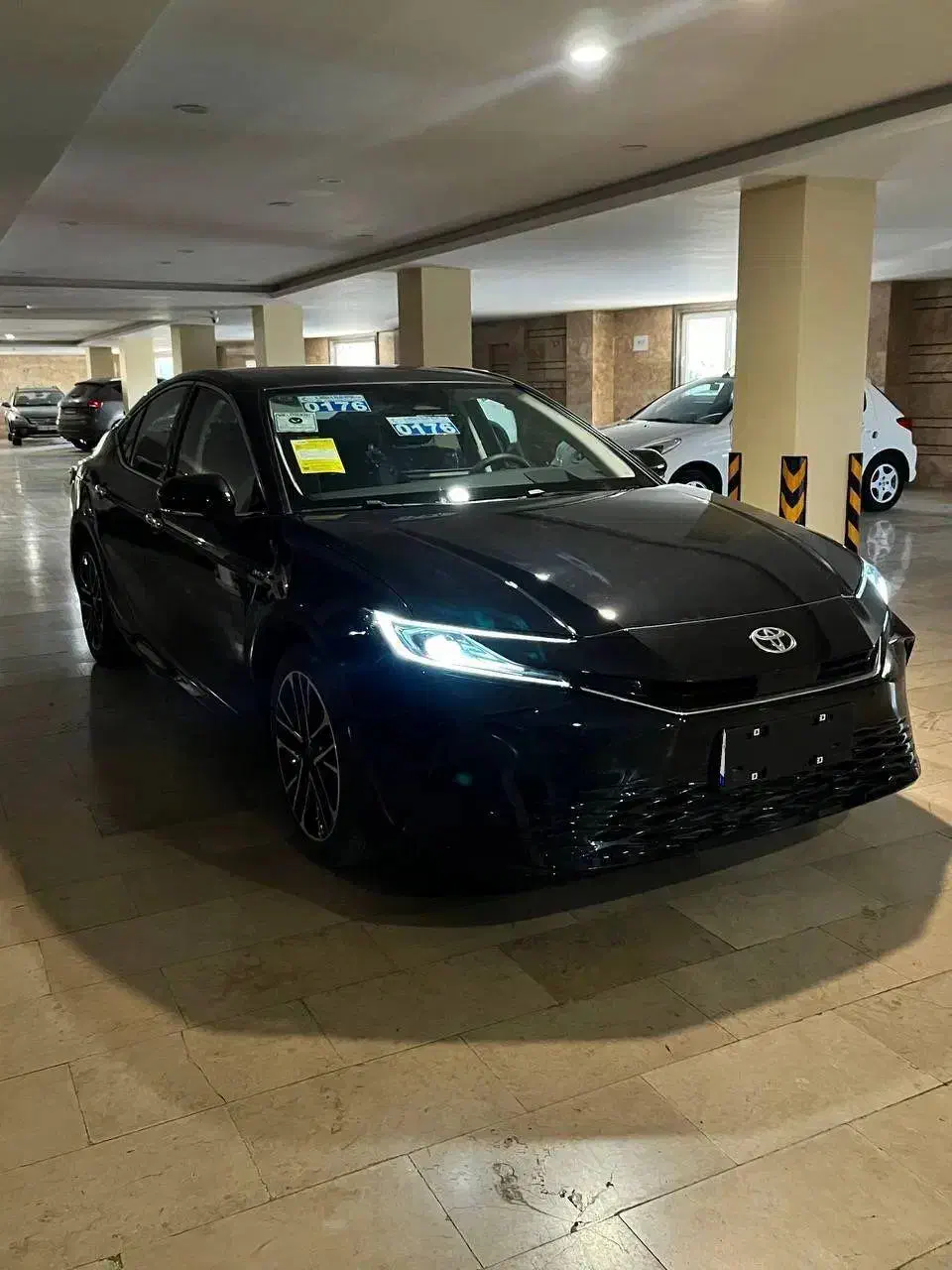 تویوتا کمری|خودرو سواری و وانت|تهران, ولنجک|دیوار