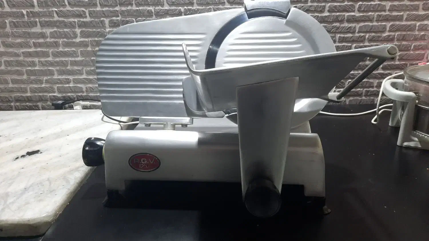 دستگاه کالباس بر ایتالیایی کومو|کافی‌شاپ و رستوران|هشتگرد, مدرس|دیوار