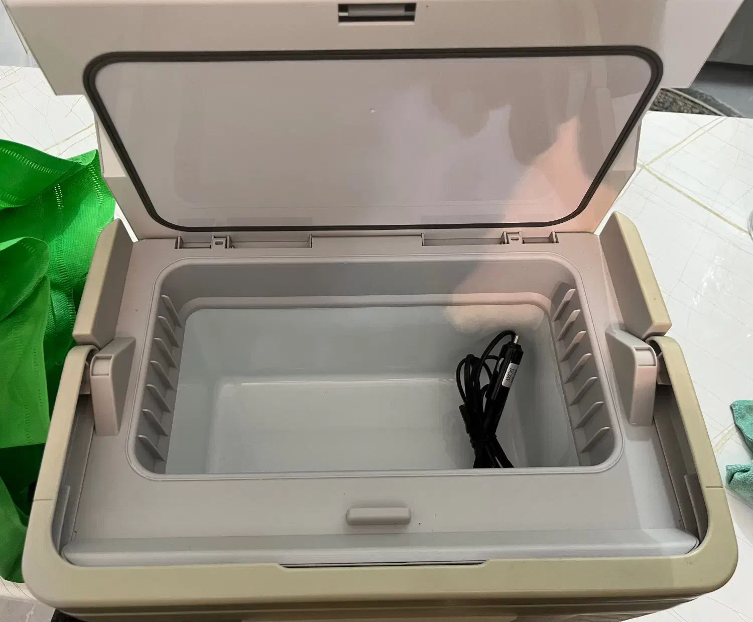 یخچال و گرم کن خودرو|سایر لوازم برقی|تهران, انبار نفت|دیوار