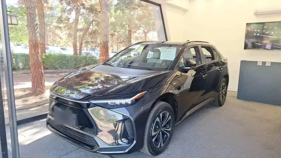 نمایندگی بهروزی مند برساوش کد ۱۰۳۲ تویوتا BZ4 PRO|خودرو سواری و وانت|تهران, نمایشگاه بین المللی|دیوار