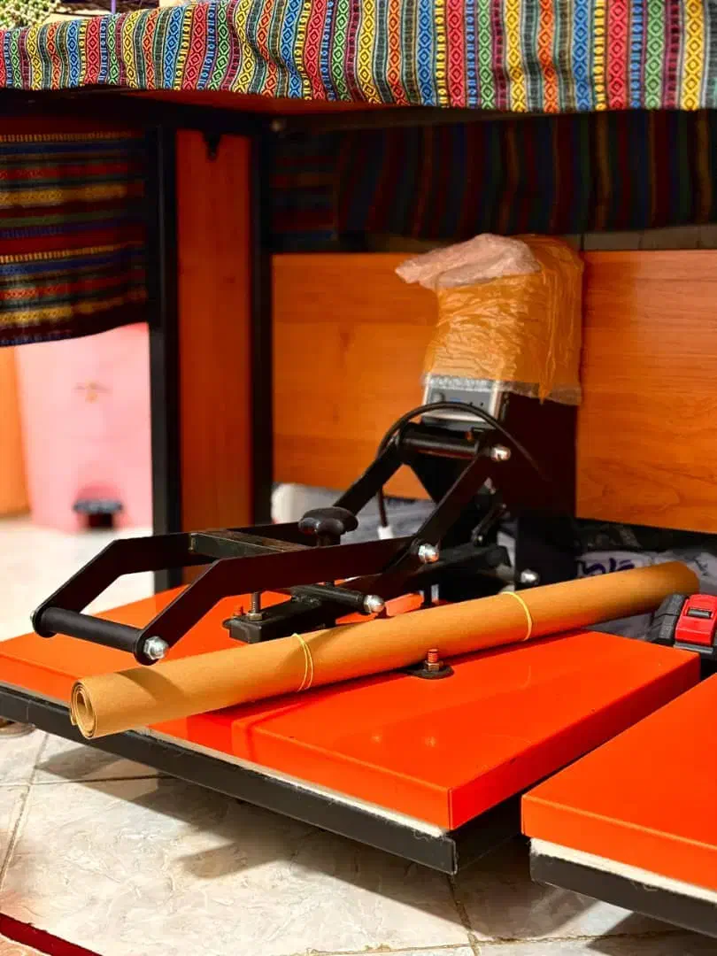 دستگاه پرس نگین و چاپ برچسپ روی تیشرت|اتو و لوازم اتو|بندرعباس, |دیوار