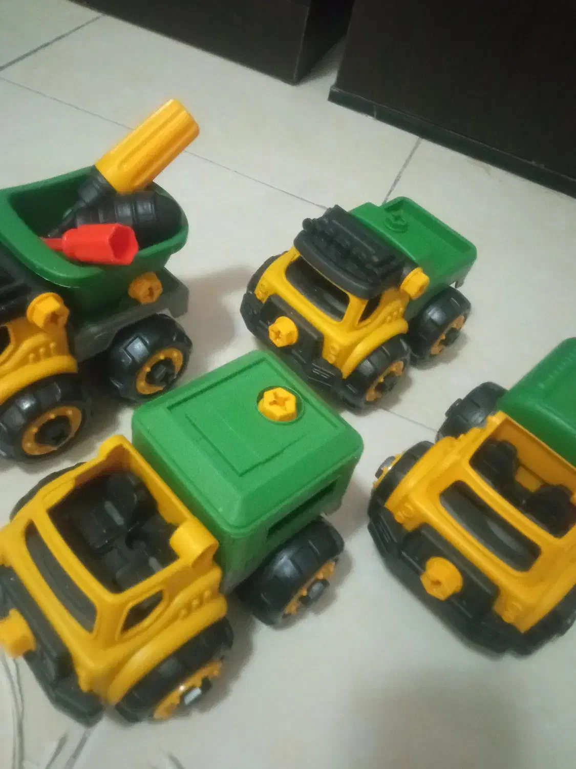 اسباب بازی نو|اسباببازی|گلبهار, شهر جدید گلبهار|دیوار