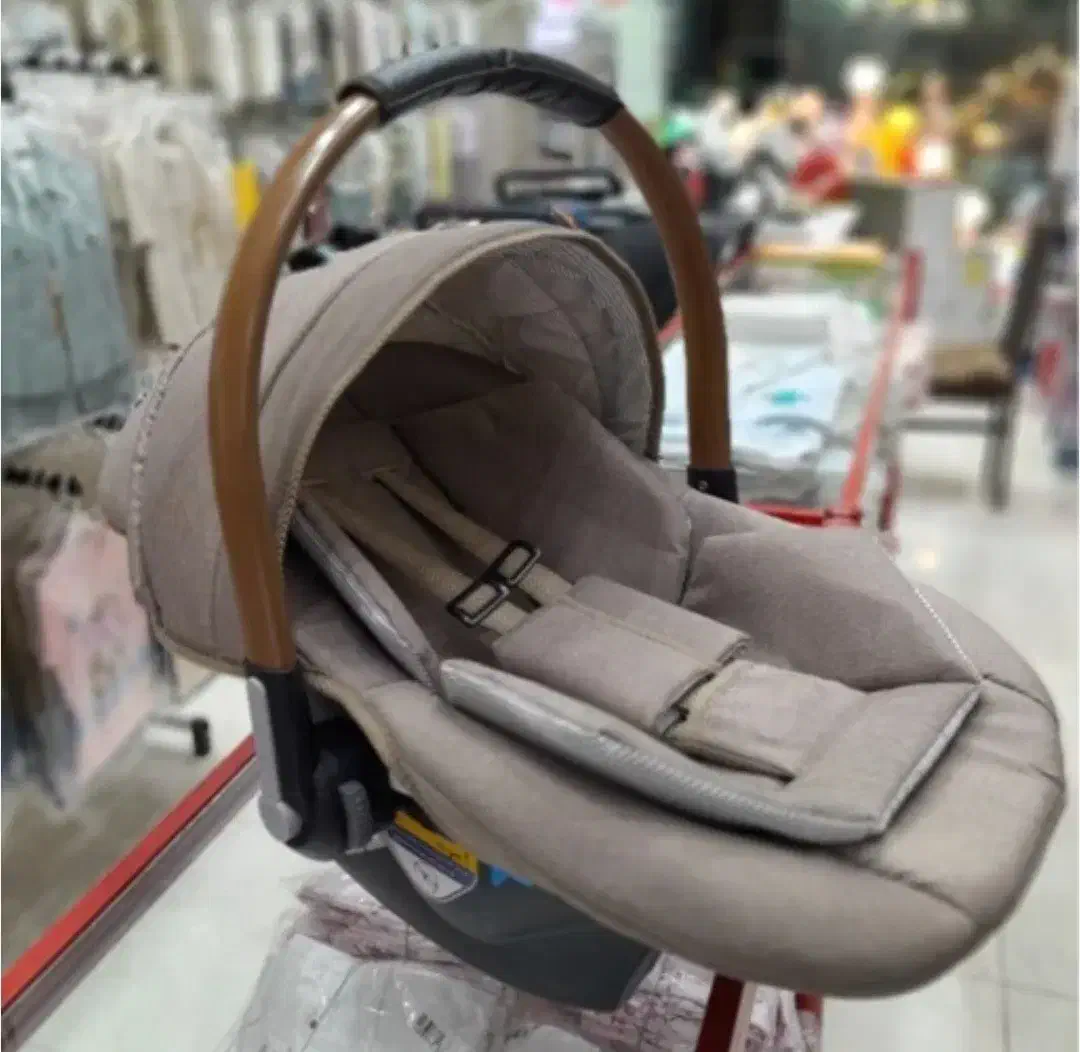 فروش|کالسکه و لوازم جانبی|ازنا, |دیوار