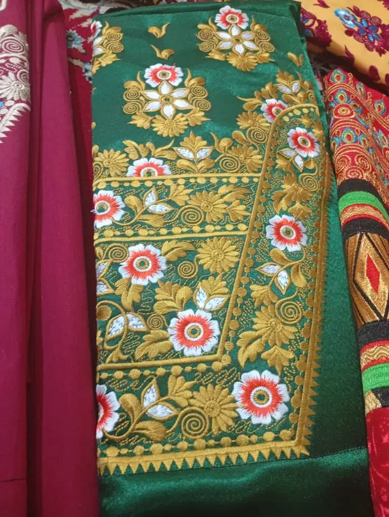 شلوار وچادر|لباس|منوجان, |دیوار