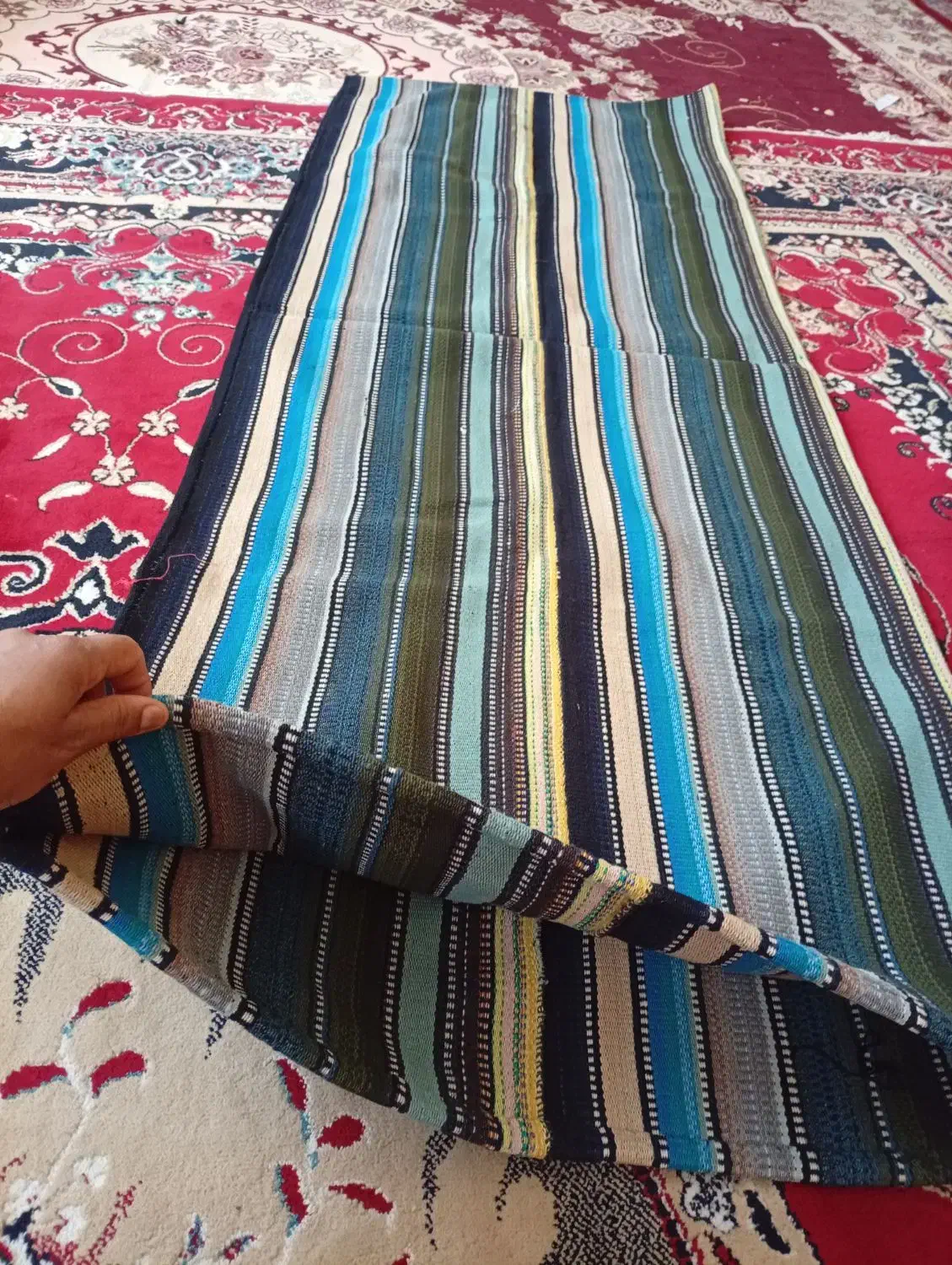 فرش دست باف|فرش|زرند, |دیوار