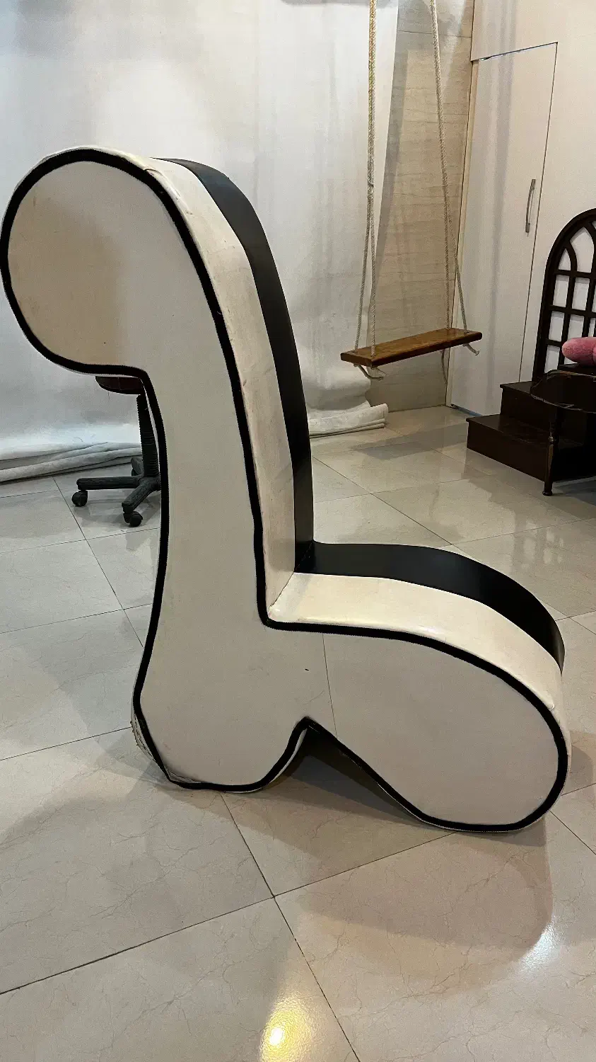 کاناپه|صندلی و نیمکت|لار, |دیوار