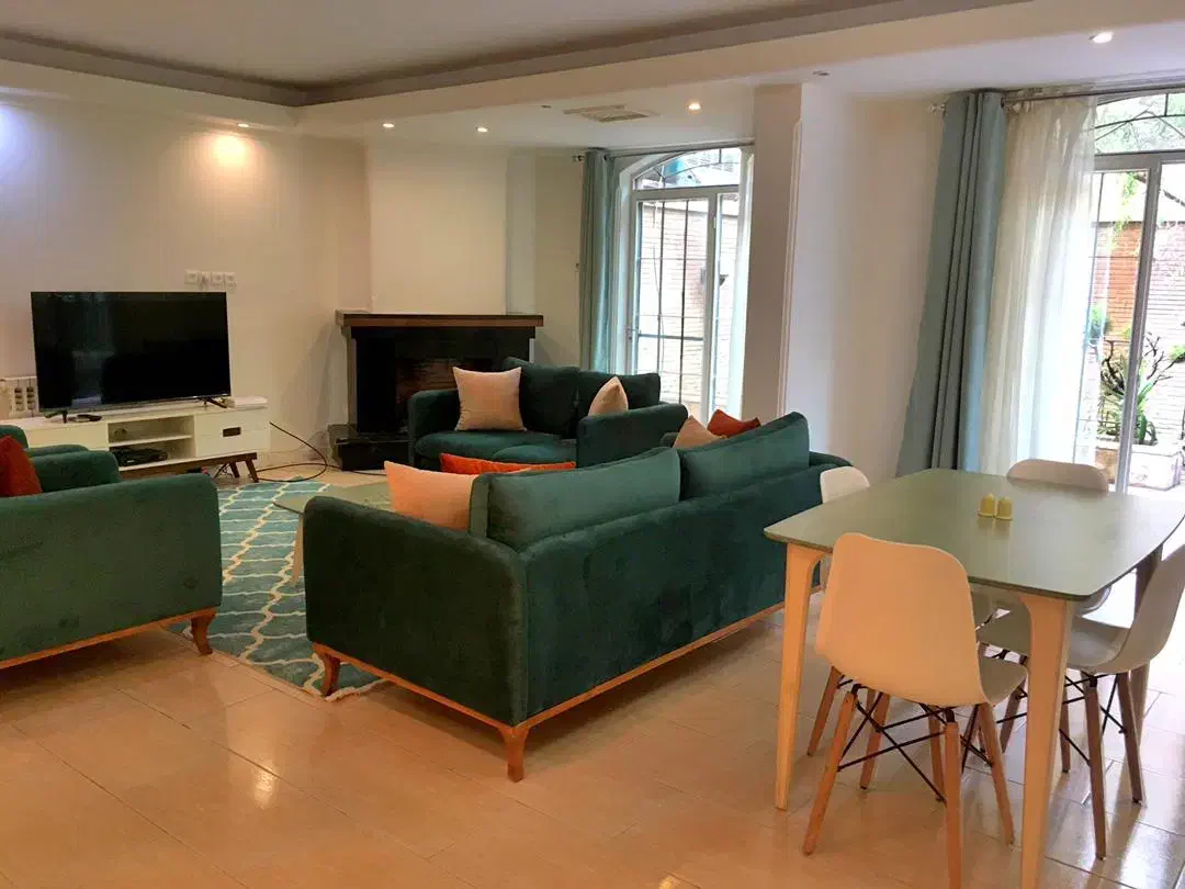 اپارتمان مبله|اجارهٔ کوتاهمدت آپارتمان و سوئیت|شیراز, دروازه قران|دیوار