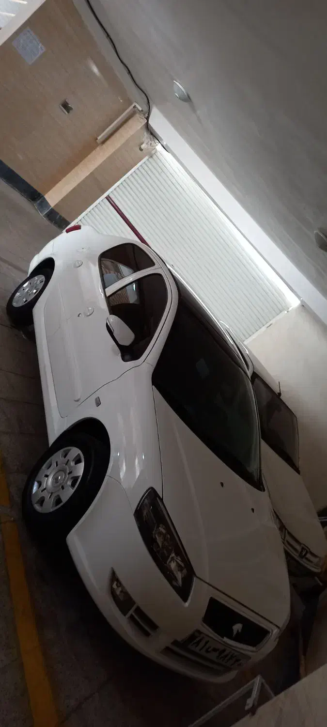 رانا سفید سقف شیشه ای پانورامای مدل ۱۴۰۰|خودرو سواری و وانت|کرج, شهرک بنفشه|دیوار