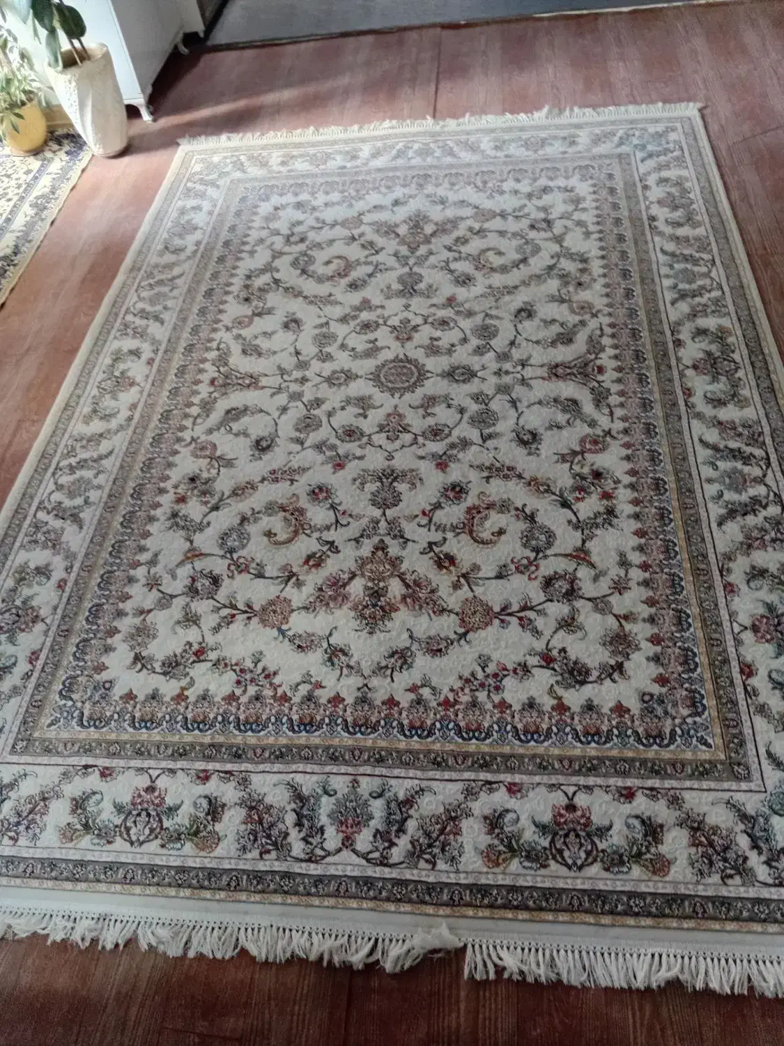 فرش ماشینی|فرش|میانه, |دیوار