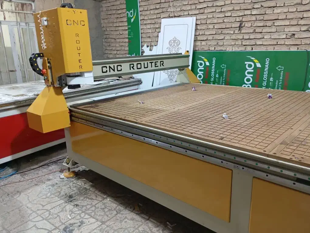 دستگاه سی ان سی چوب CNC|ماشین‌آلات صنعتی|شیراز, باهنر|دیوار