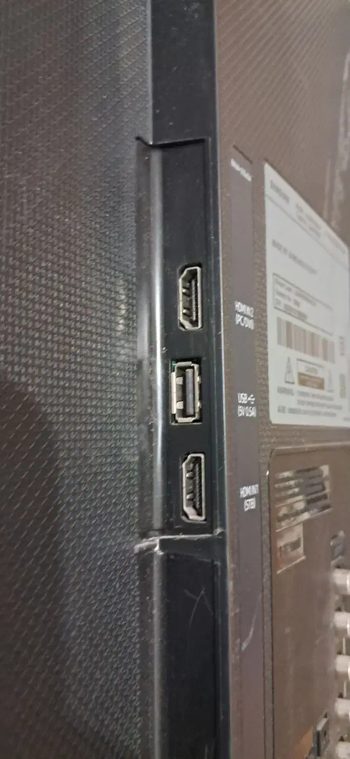 تلویزیون ال ای دی ۴۹ اینچ سامسونگ|تلویزیون و پروژکتور|شیراز, قدوسی غربی|دیوار