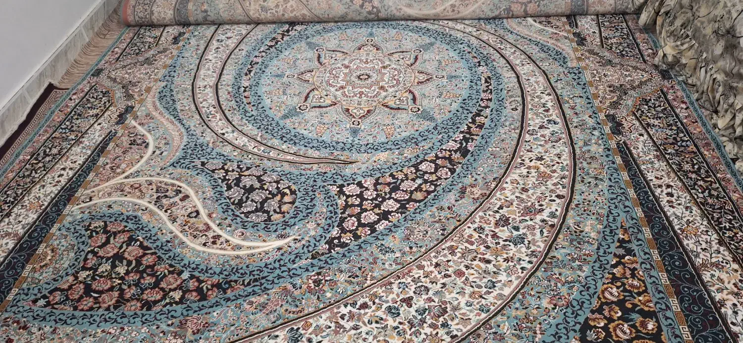 دو تخته فرش ۱۲ متری در حد نو|فرش|شیروان (خراسان), |دیوار